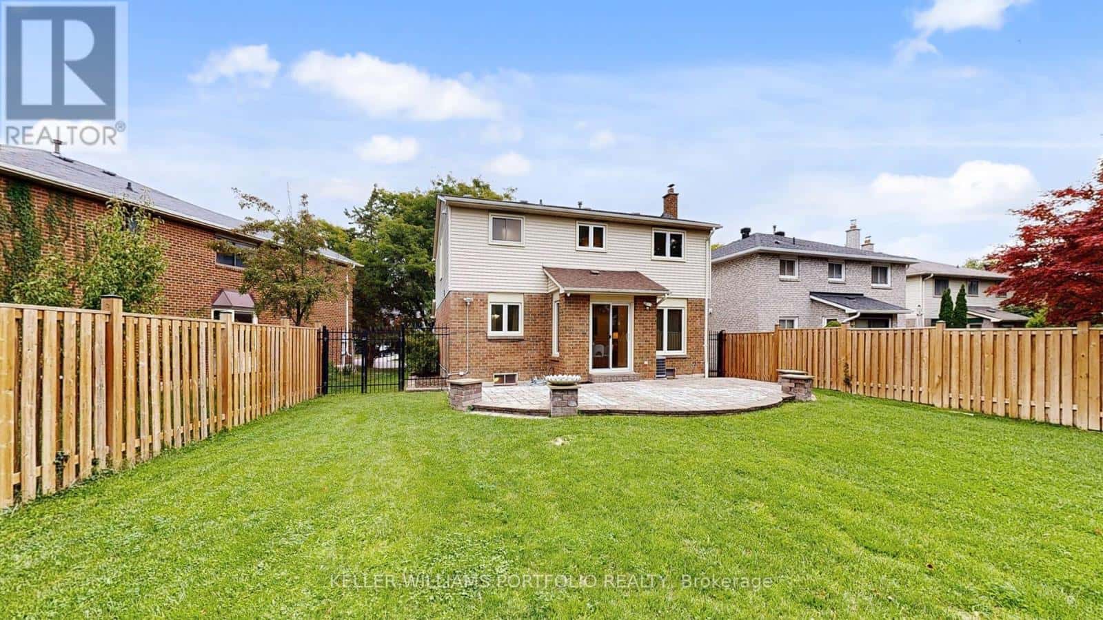 10 VALLEYVIEW ROAD — Markham (Thornlea), Ontario - Photo 4 of 36