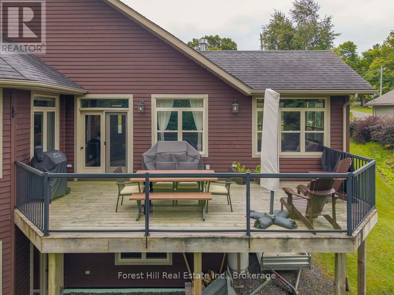 37 PARKWAY AVENUE — McDougall, Ontario - Photo 4 of 37