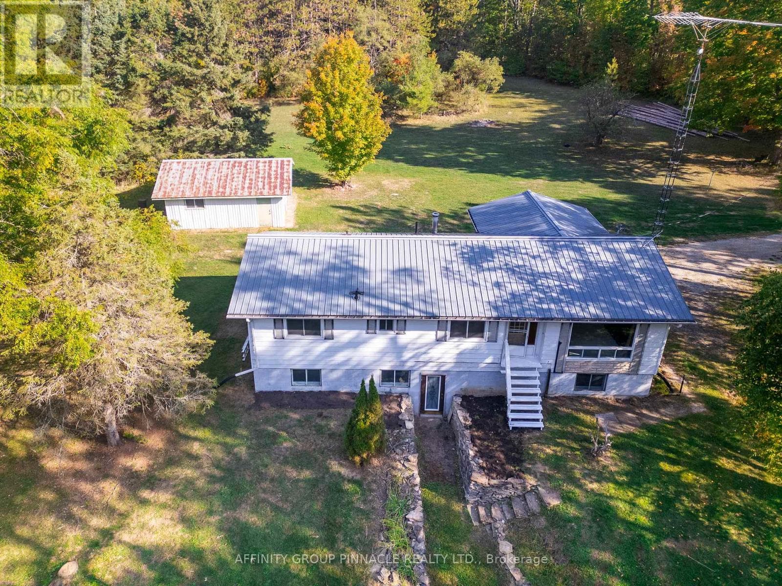 16 STICKY LANE — Kawartha Lakes (Coboconk), Ontario - Main photo