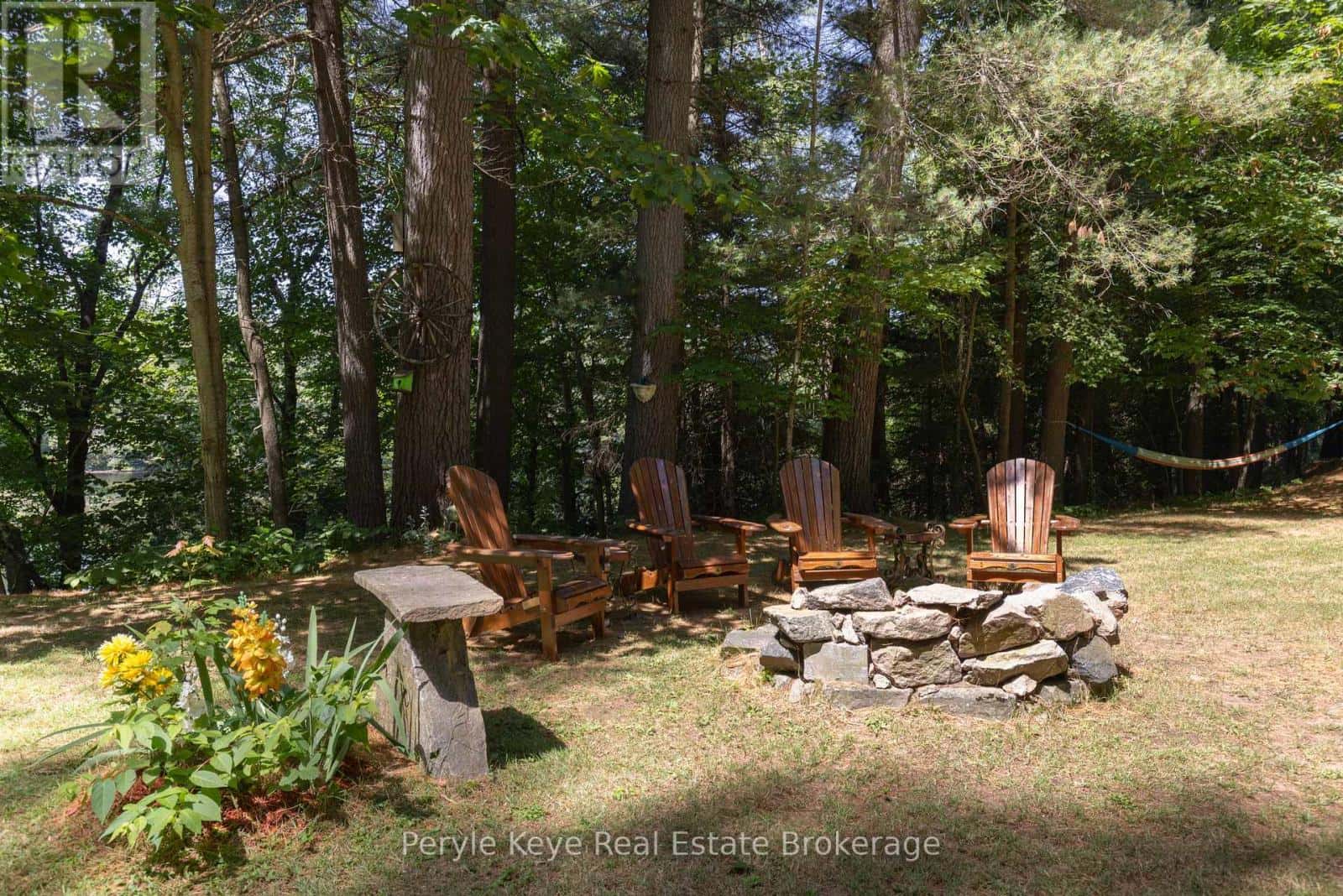 136 DEER LAKE ROAD — Huntsville (Stephenson), Ontario - Photo 4 of 48