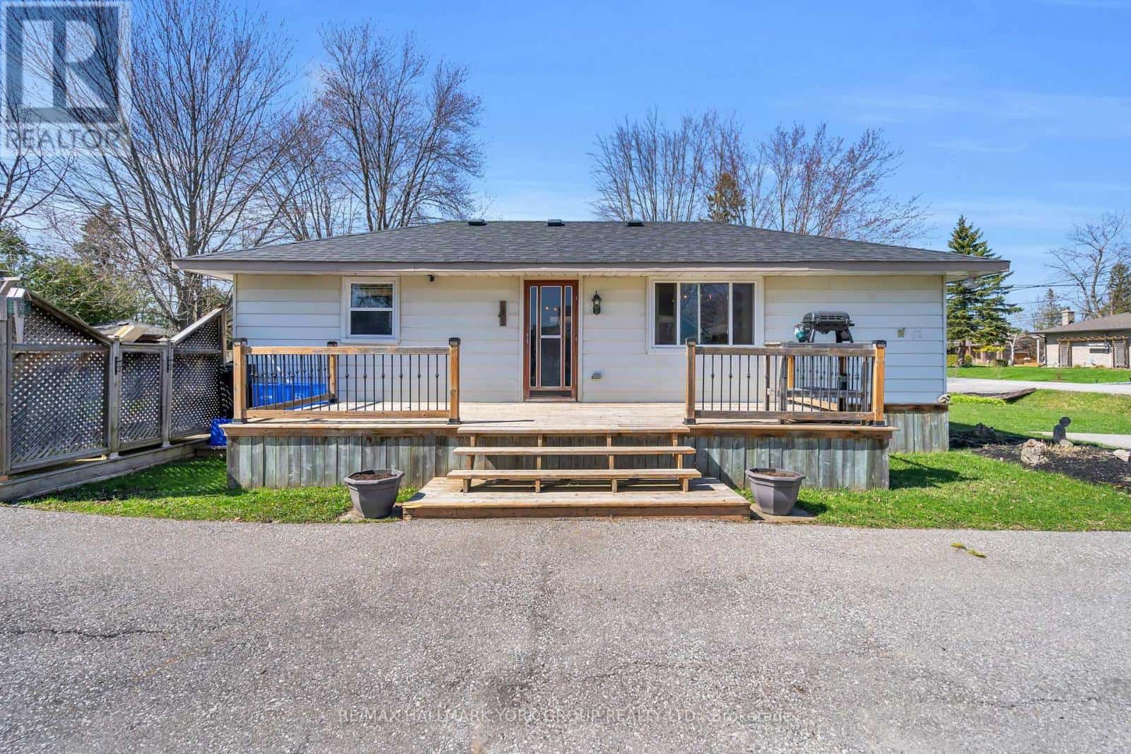 122 SUNSET BEACH ROAD — Georgina (Virginia), Ontario - Photo 3 of 50