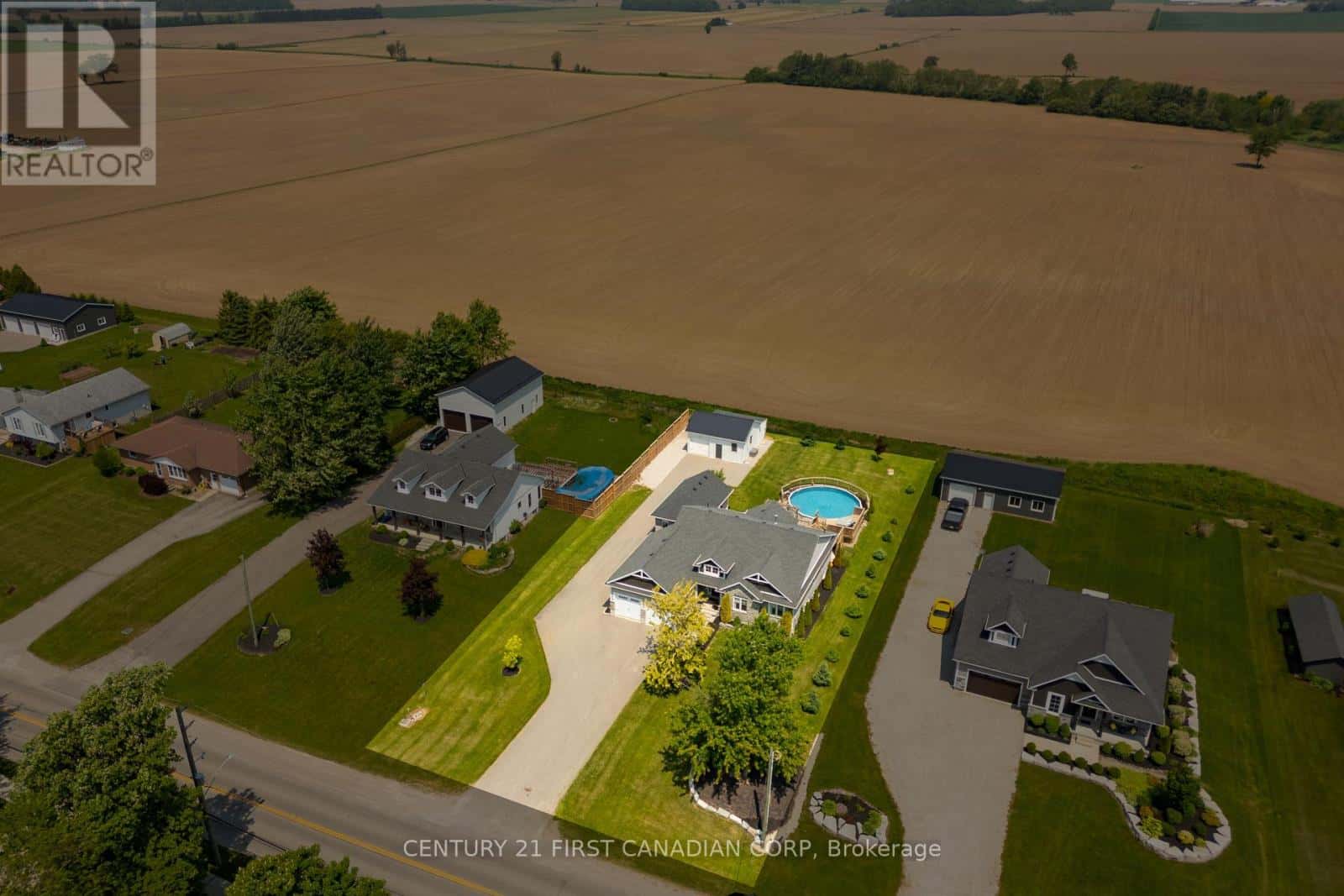 51000 RON MCNEIL LINE — Malahide (Springfield), Ontario - Photo 2 of 50