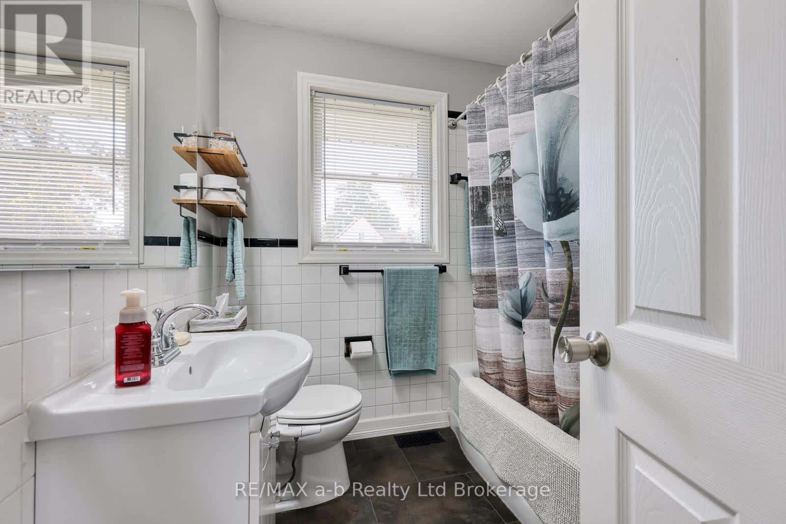 324135 Mount Elgin Road