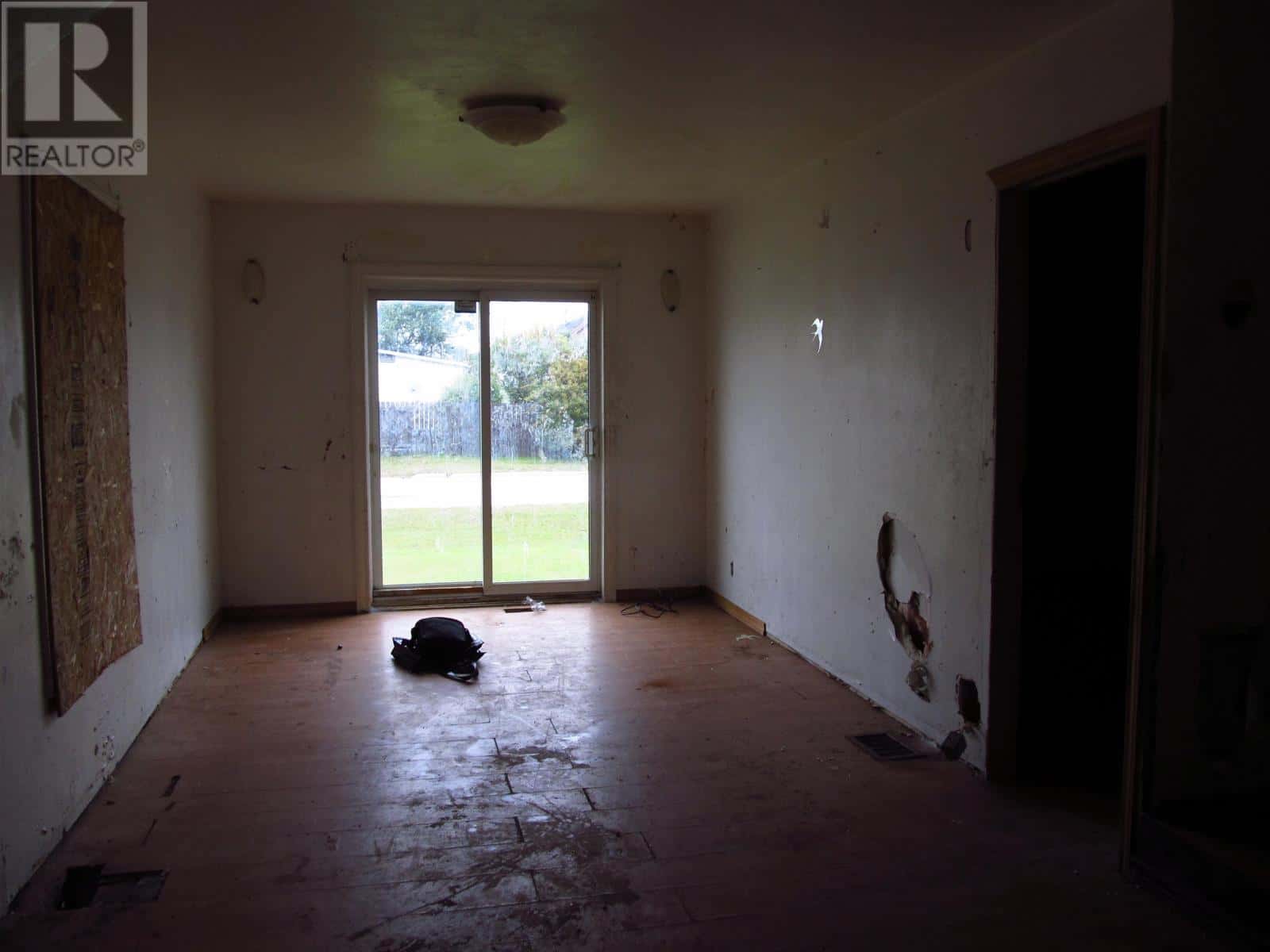 201 Fourth AVE SE — Geraldton, Ontario - Photo 5 of 14