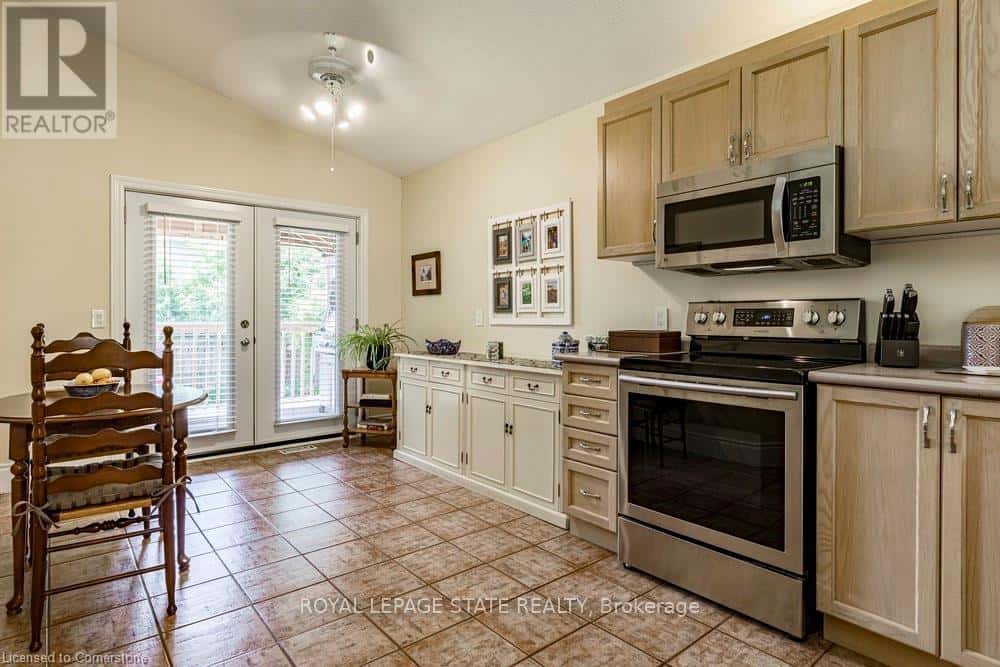 1510 NORWOOD AVENUE — Burlington (Grindstone), Ontario - Photo 3 of 50