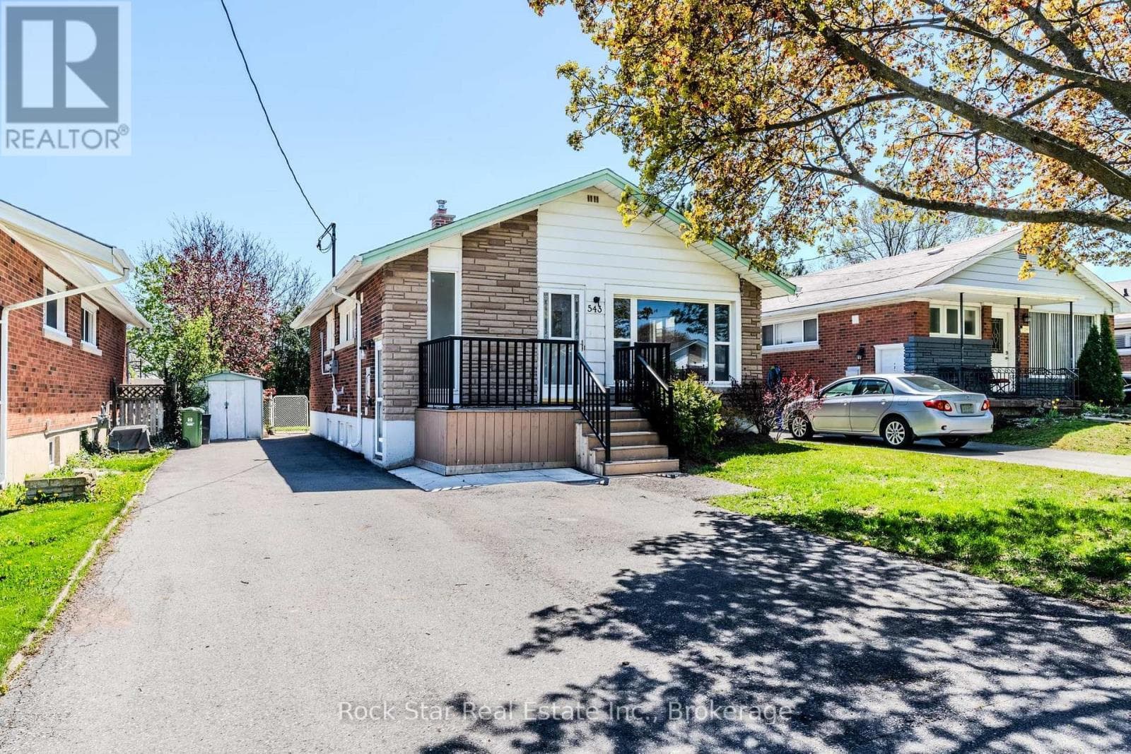 MAIN FL - 543 EAST 27TH STREET — Hamilton (Burkholme), Ontario - Main photo