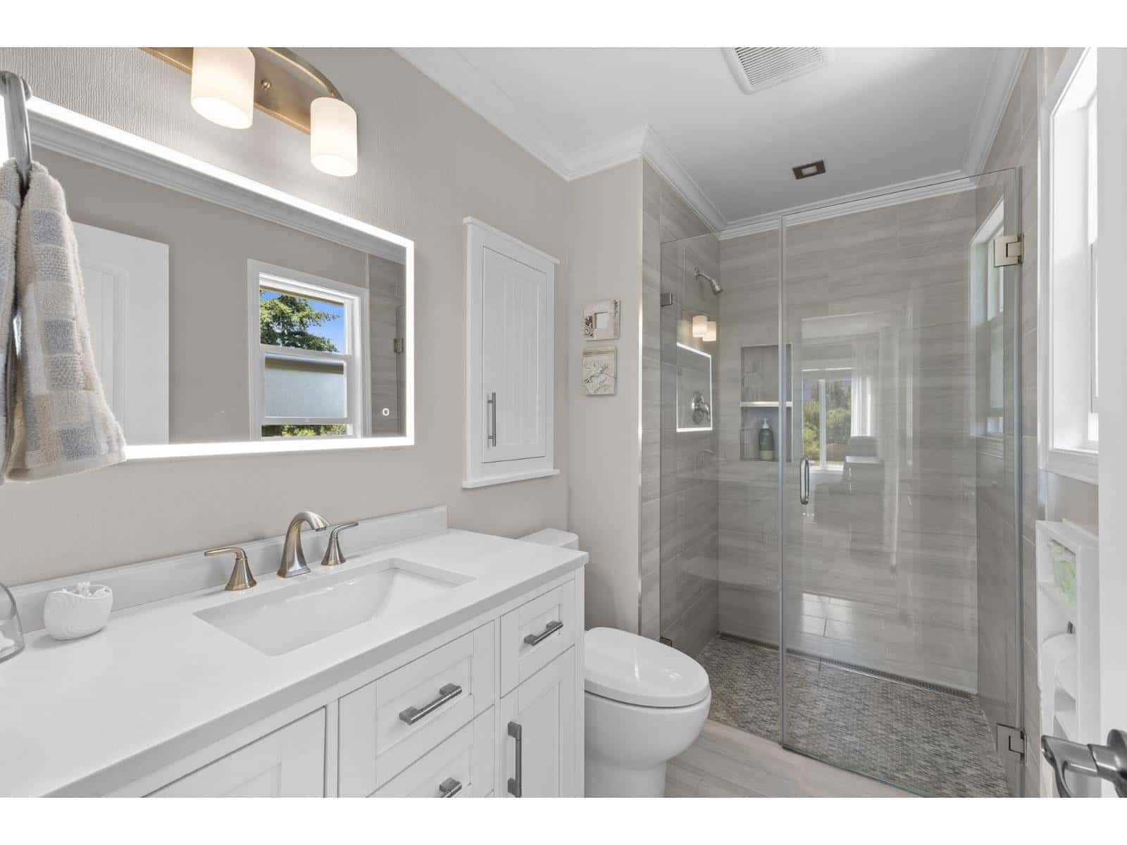 41446 YARROW CENTRAL ROAD, Yarrow — Yarrow, British Columbia - Photo 2 of 40