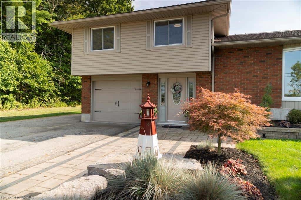 93 NORWICH Road — Scotland, Ontario - Photo 3 of 30