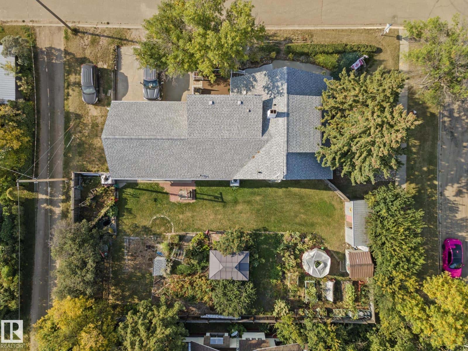 4803 50 (Mcleod Street) ST — Lougheed, Alberta - Photo 5 of 50