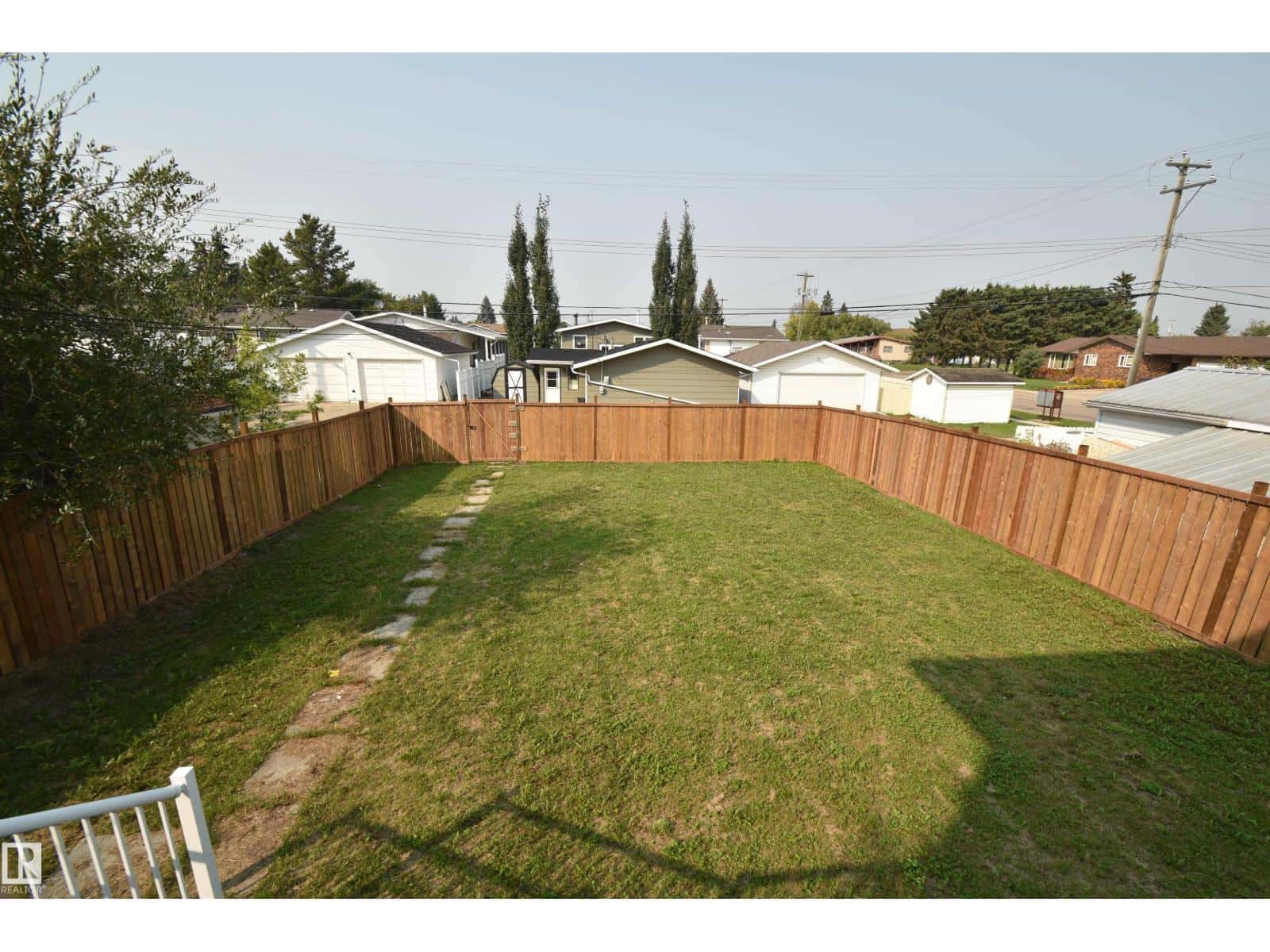 5106 45 AV — St. Paul Town, Alberta - Photo 4 of 26