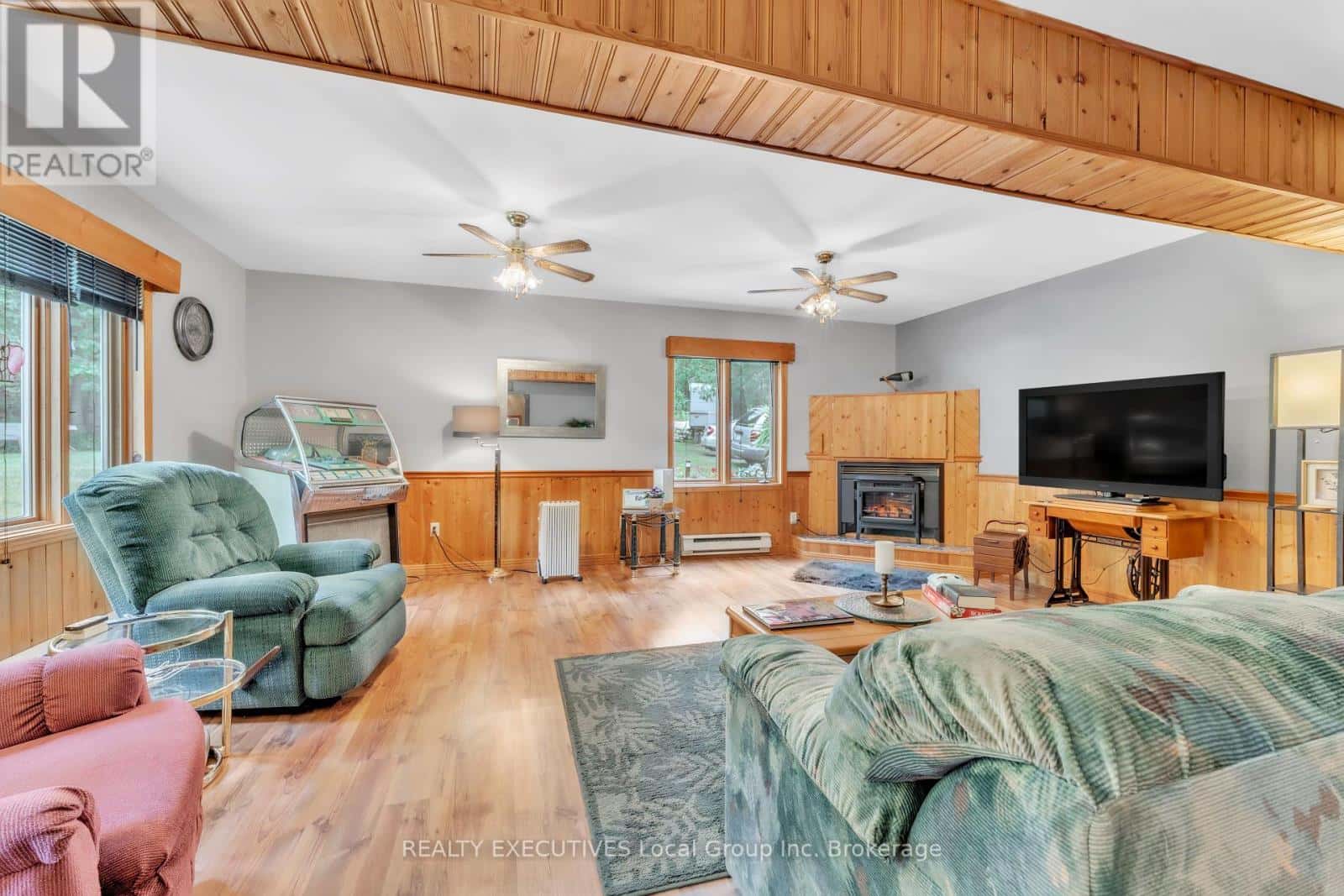 170F SHOREWOOD ROAD — North Bay (Birchaven), Ontario - Photo 3 of 36