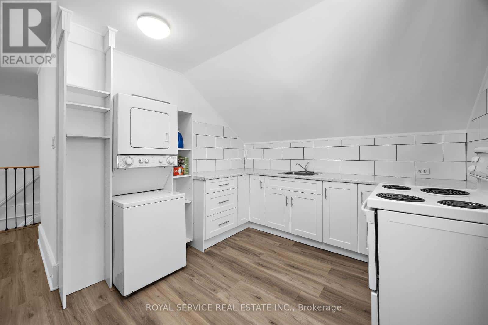 73 KING STREET W — Cavan Monaghan (Millbrook Village), Ontario - Photo 3 of 48