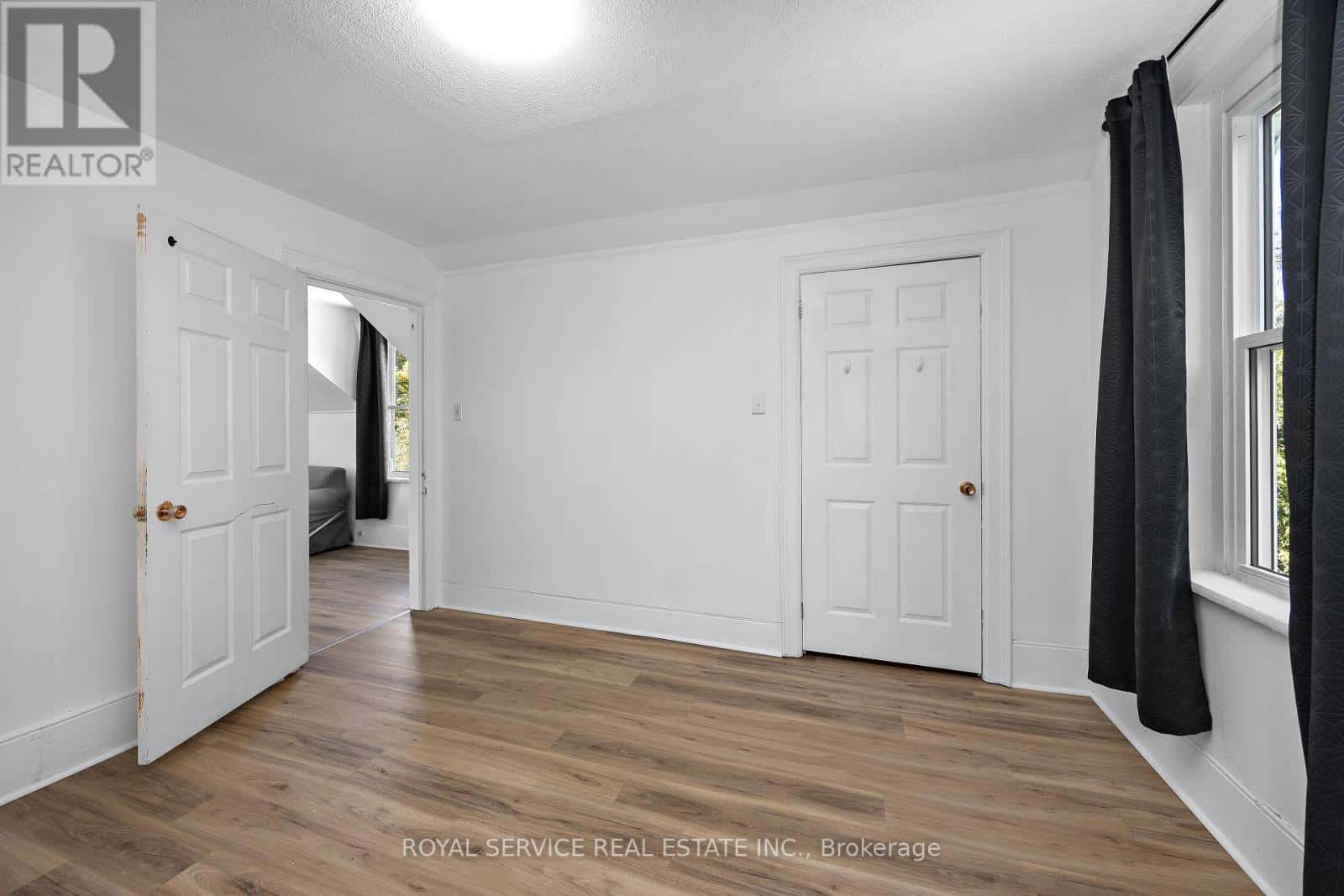 73 KING STREET W — Cavan Monaghan (Millbrook Village), Ontario - Photo 5 of 48