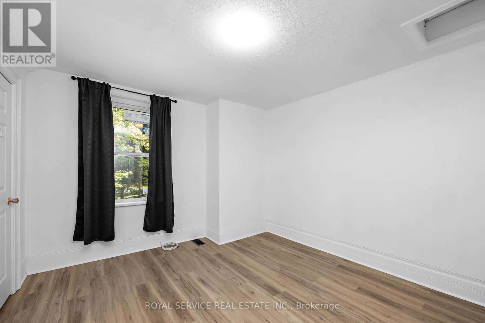 73 KING STREET W — Cavan Monaghan (Millbrook Village), Ontario - Photo 2 of 48