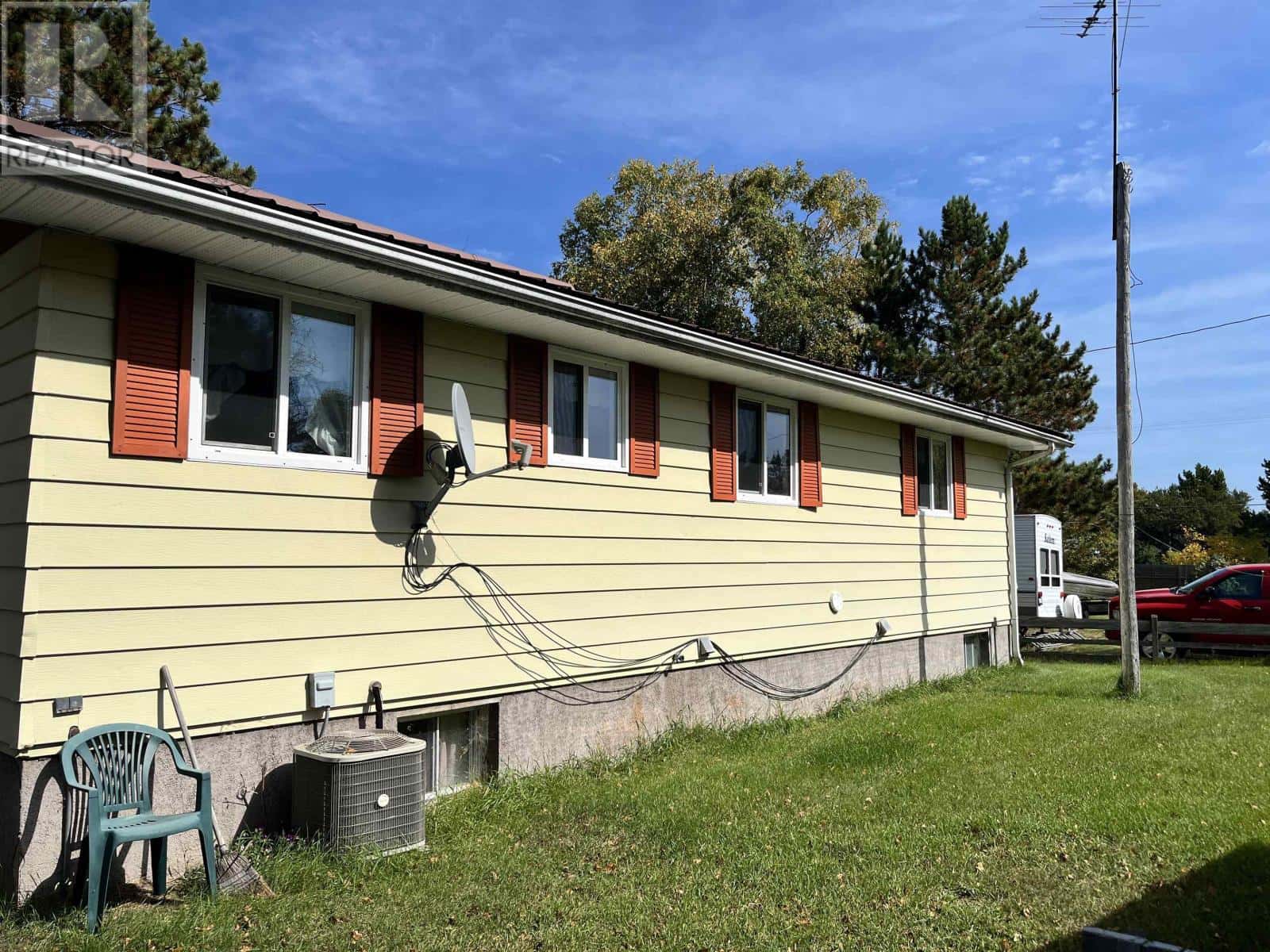 27 Balsam Avenue — Ear Falls, Ontario - Photo 5 of 29