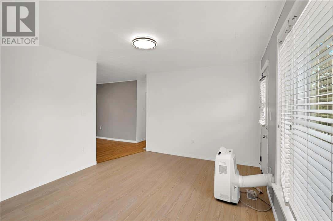 675 BROPHY Street — Massey, Ontario - Photo 5 of 23