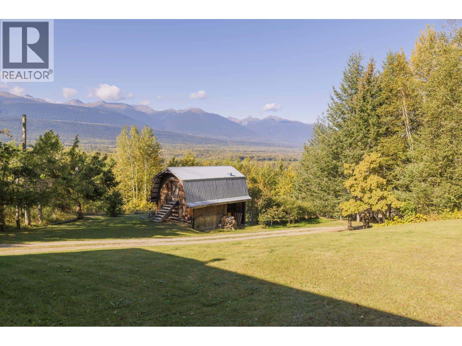 4706 MOUNTAIN VIEW ROAD — McBride, British Columbia - Photo 2 of 40