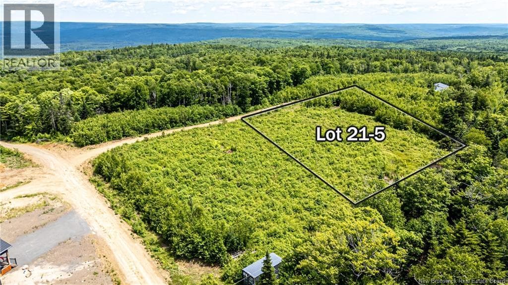 21-5 Willis Way — Central Hainesville, New Brunswick - Main photo