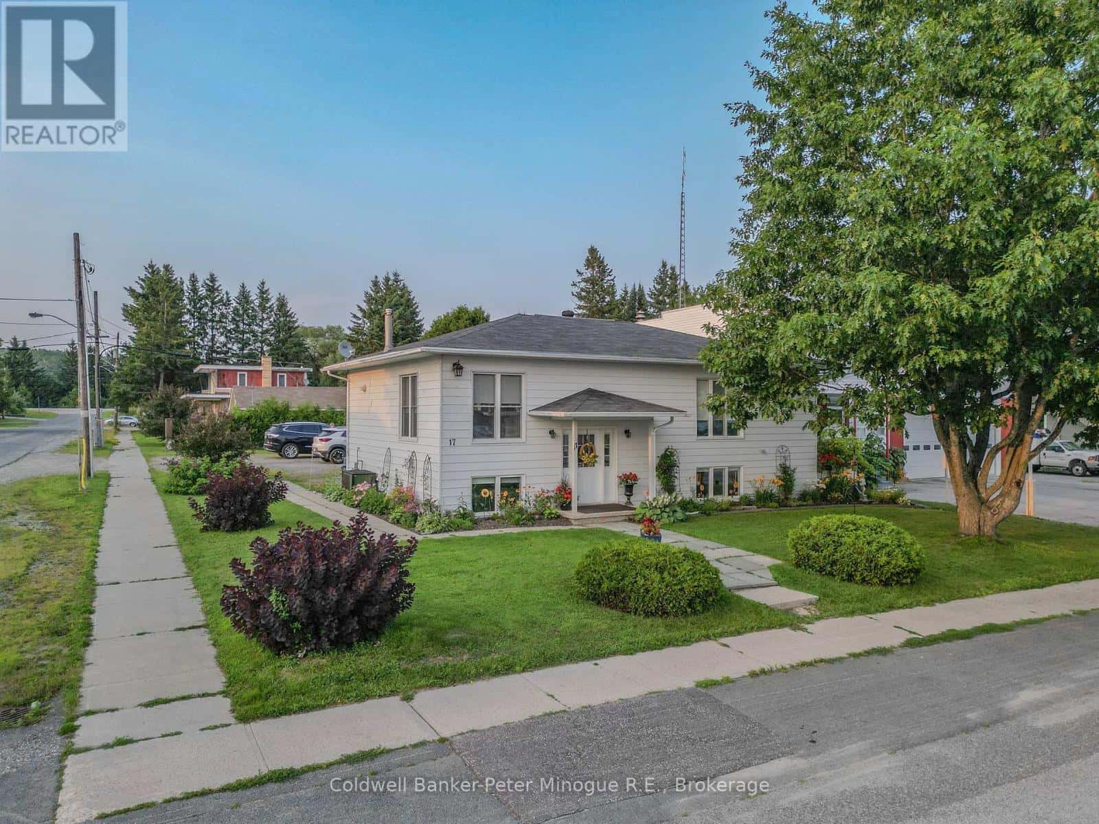 17 PRINCIPAL STREET W — West Nipissing (Verner), Ontario - Photo 2 of 18