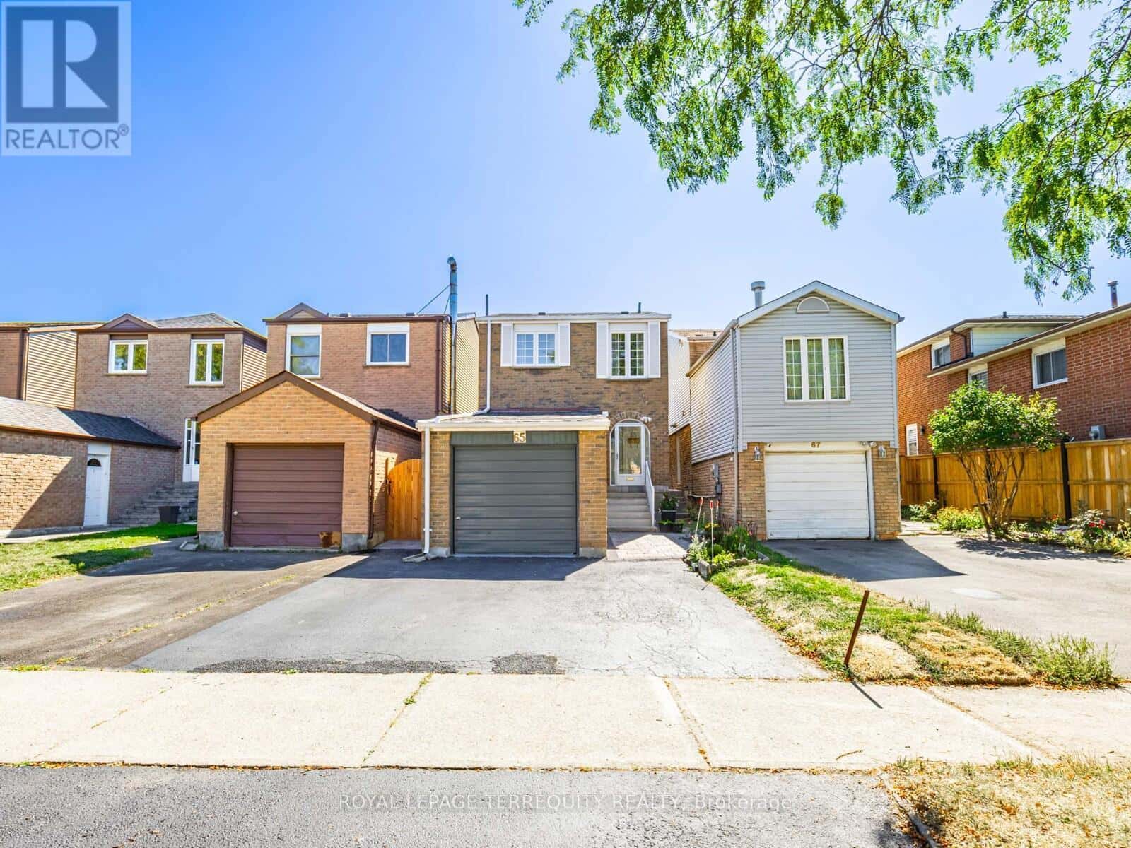 65 BOB O'LINK AVENUE — Vaughan (Glen Shields), Ontario - Photo 2 of 36