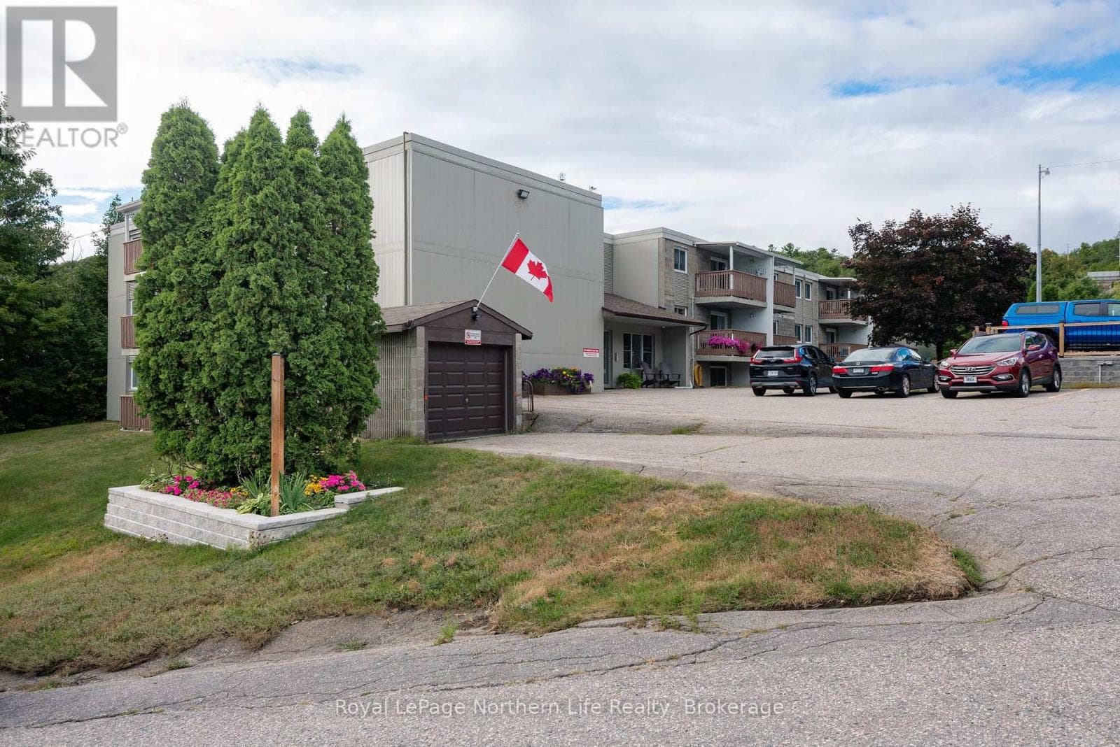 110 - 213 LEONARD STREET — North Bay (College Heights), Ontario - Main photo