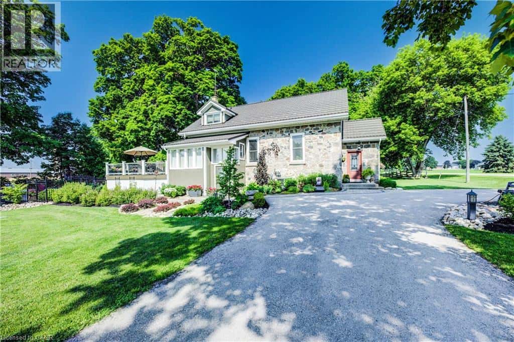 6265 LINE 89 — Gowanstown, Ontario - Photo 2 of 50