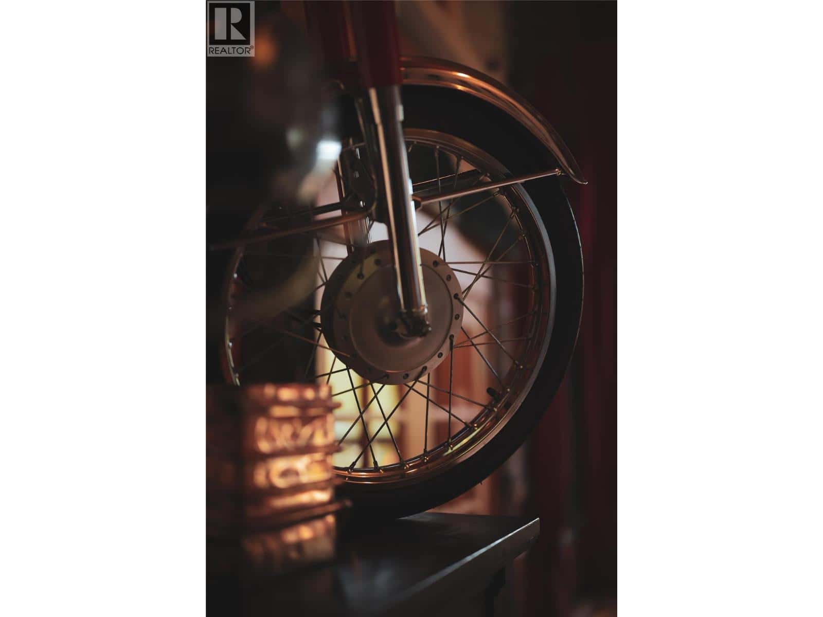 317 Fir Street — Ymir, British Columbia - Photo 4 of 49