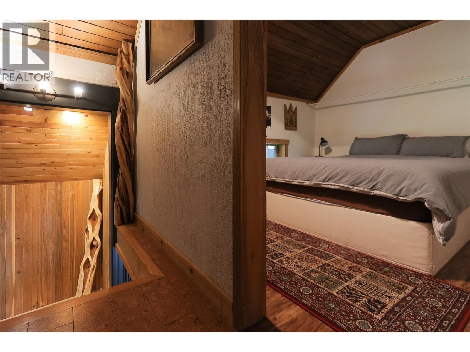 317 Fir Street — Ymir, British Columbia - Main photo