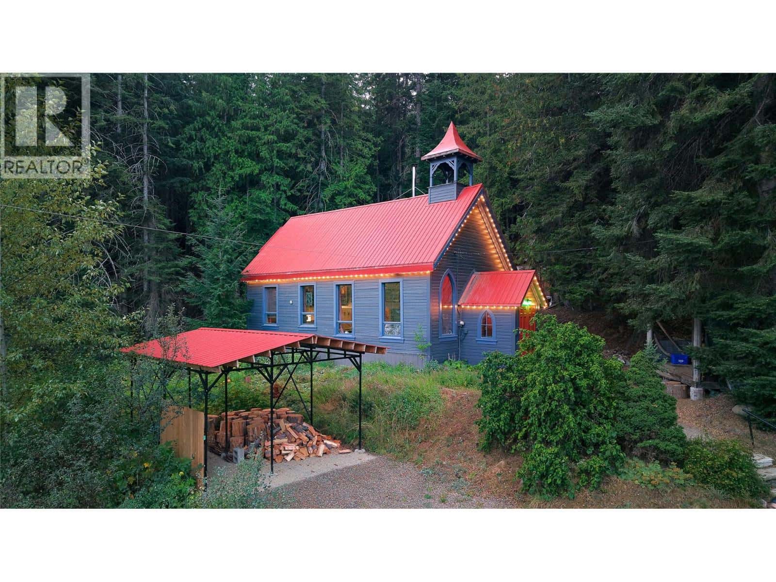 317 Fir Street — Ymir, British Columbia - Photo 2 of 49