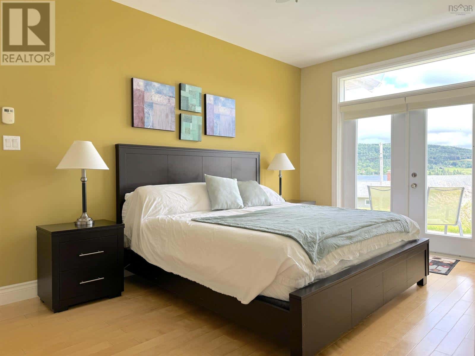 7 Bell Bay Way — Baddeck, Nova Scotia - Photo 4 of 44