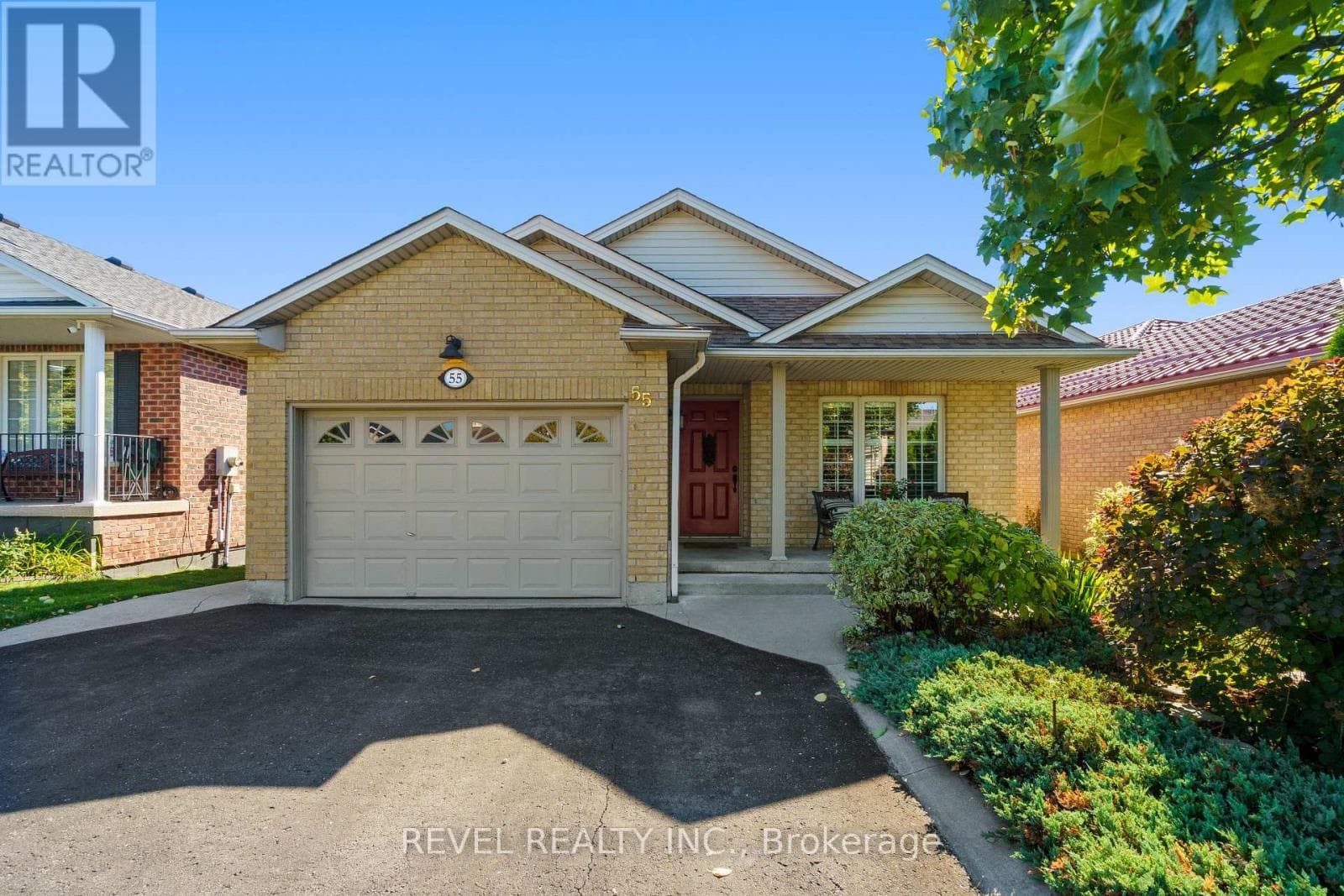 55 AMORE BOULEVARD — Hamilton (Falkirk), Ontario - Main photo