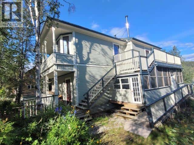717 8TH AVENUE — Dawson City, Yukon - Photo 2 of 31