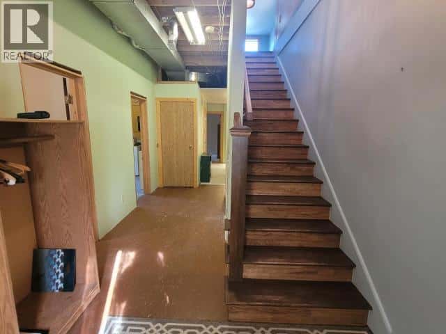 717 8TH AVENUE — Dawson City, Yukon - Photo 4 of 31