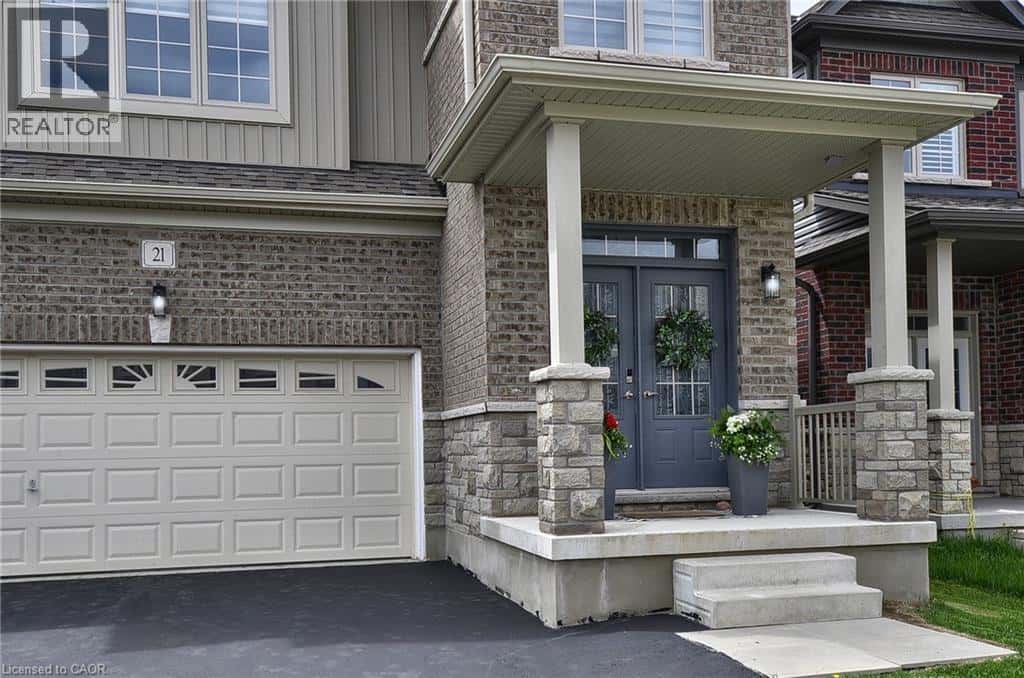 21 GOURLAY FARM Lane — Ayr, Ontario - Photo 3 of 33