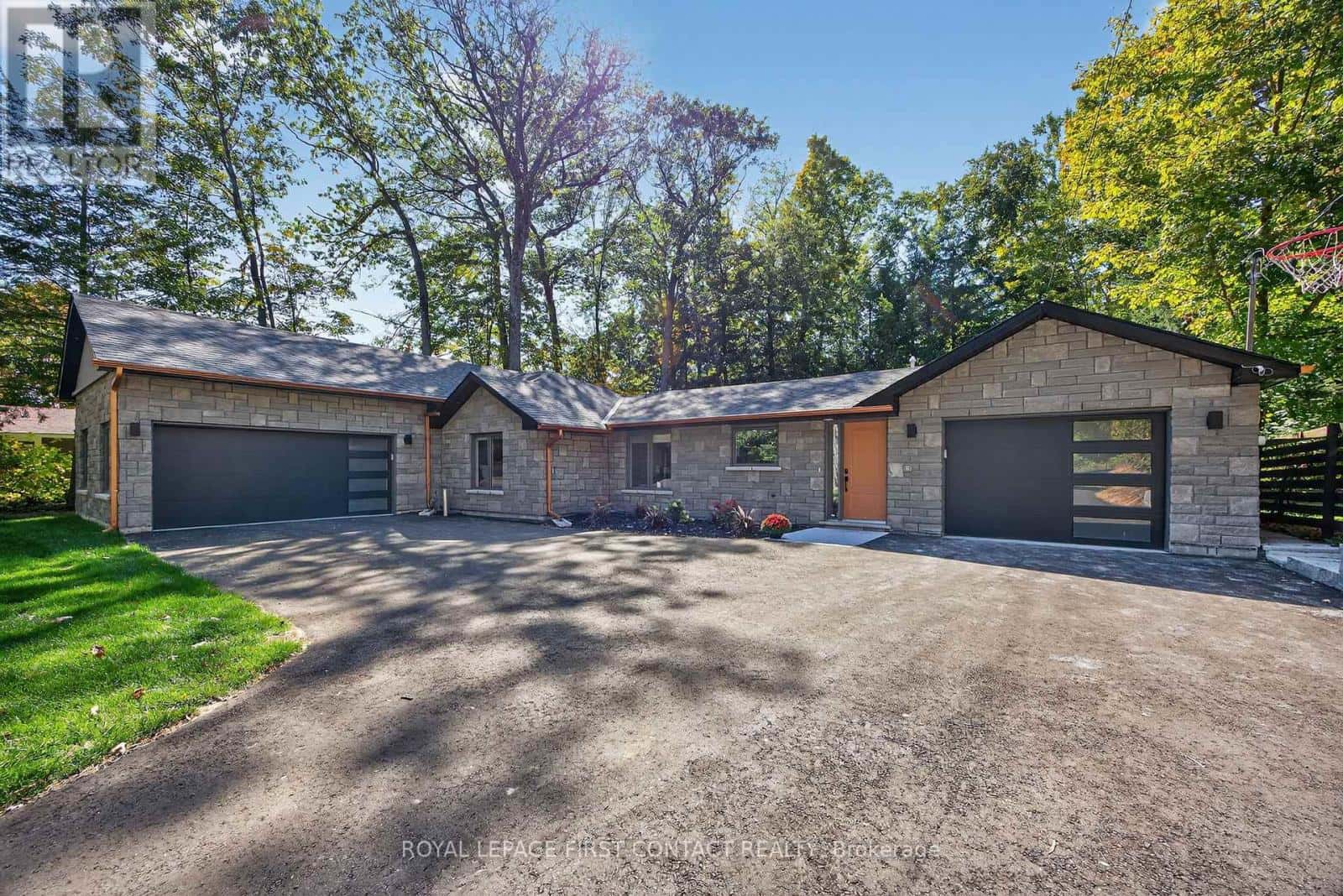 3200 GOLDSTEIN ROAD — Severn (West Shore), Ontario - Photo 2 of 41