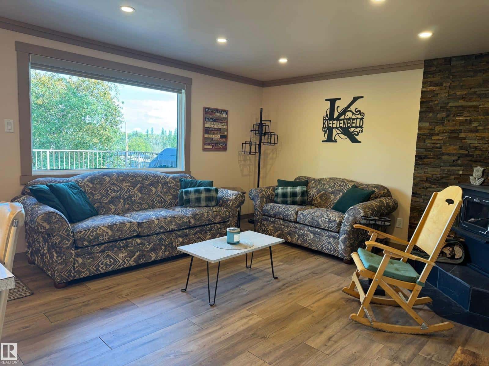 220 Lakeshore DR N — Rural Athabasca County, Alberta - Photo 3 of 29