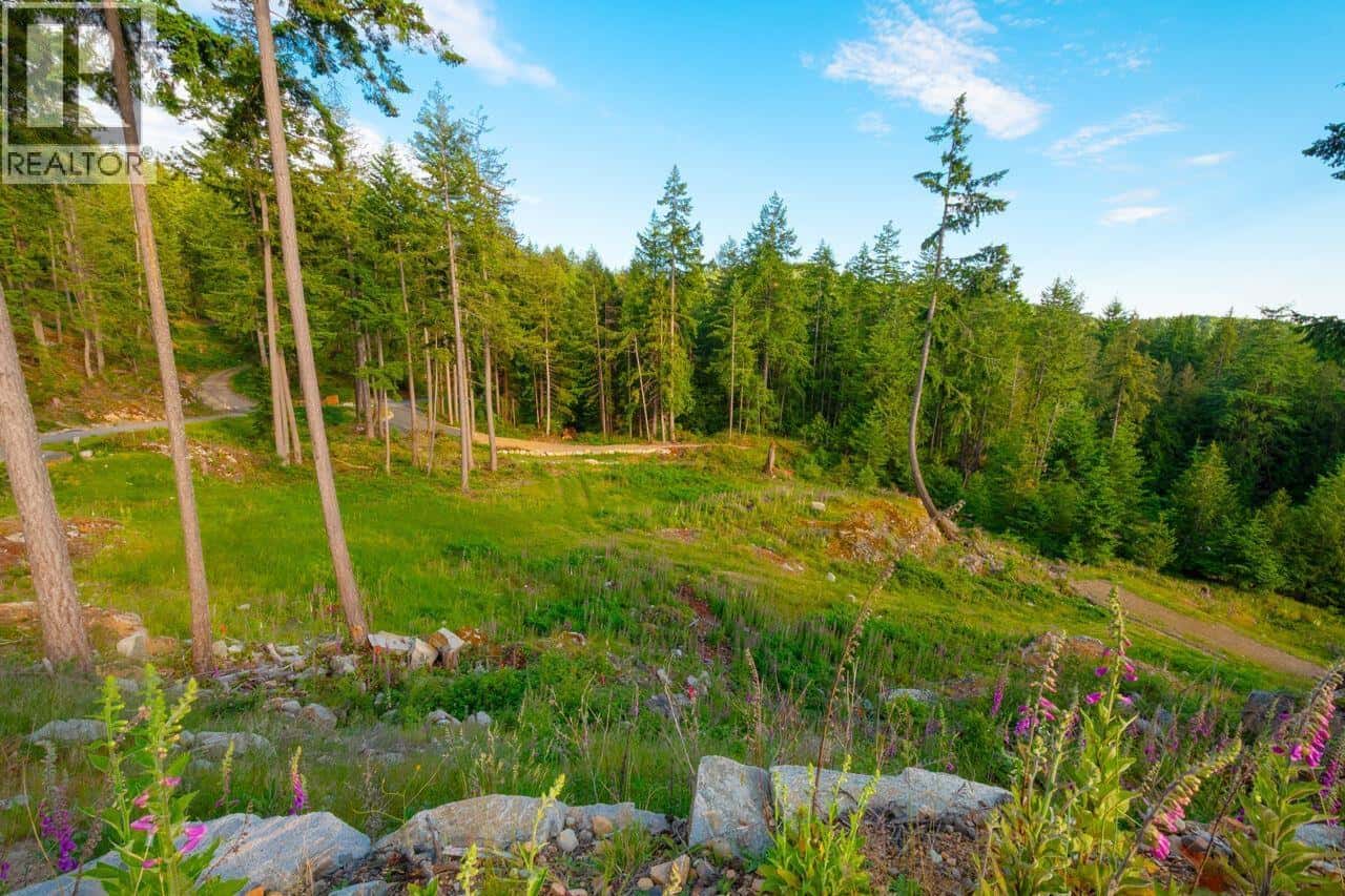 Lot 2 INNISFREE LANE — Bowen Island, British Columbia - Photo 3 of 15