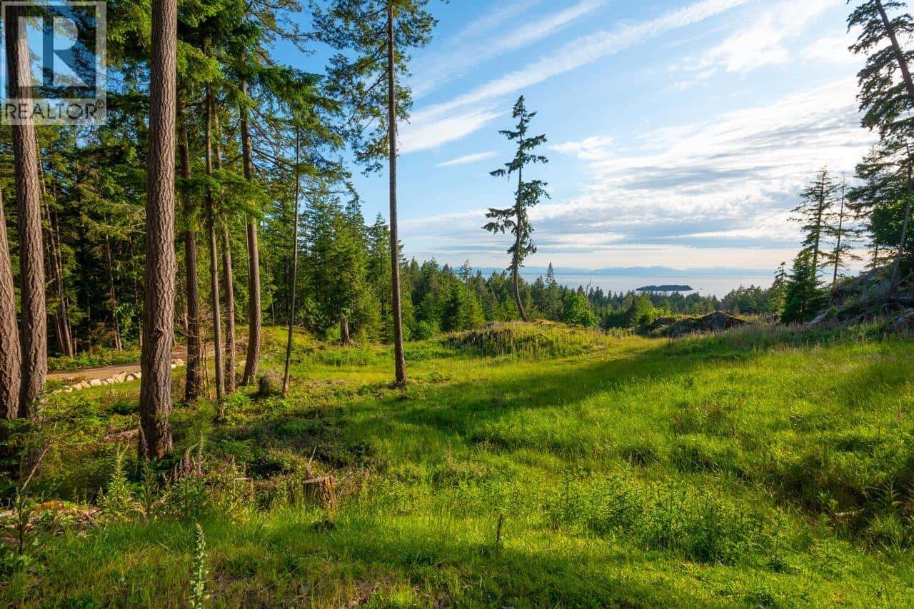 Lot 2 INNISFREE LANE — Bowen Island, British Columbia - Photo 5 of 15