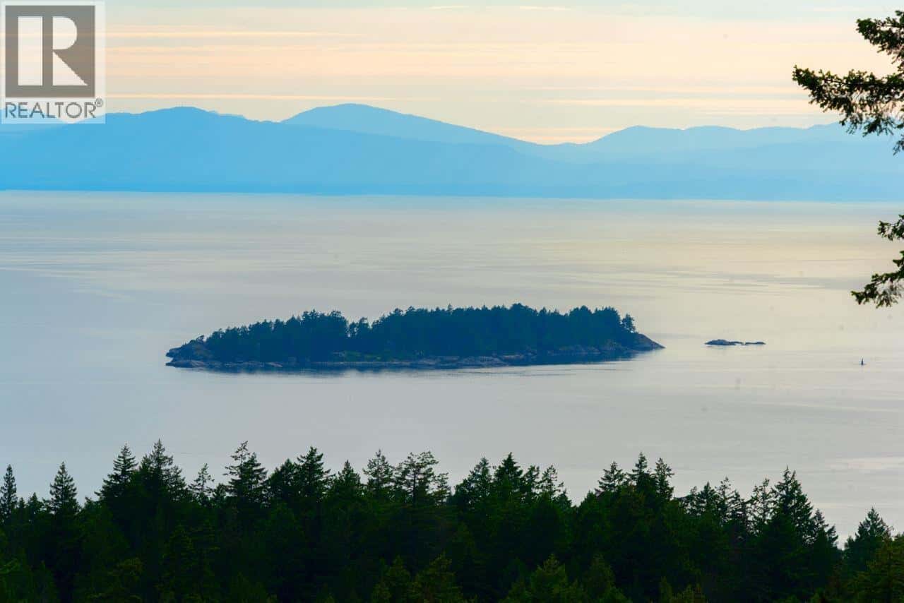 Lot 7 INNISFREE LANE — Bowen Island, British Columbia - Photo 4 of 18