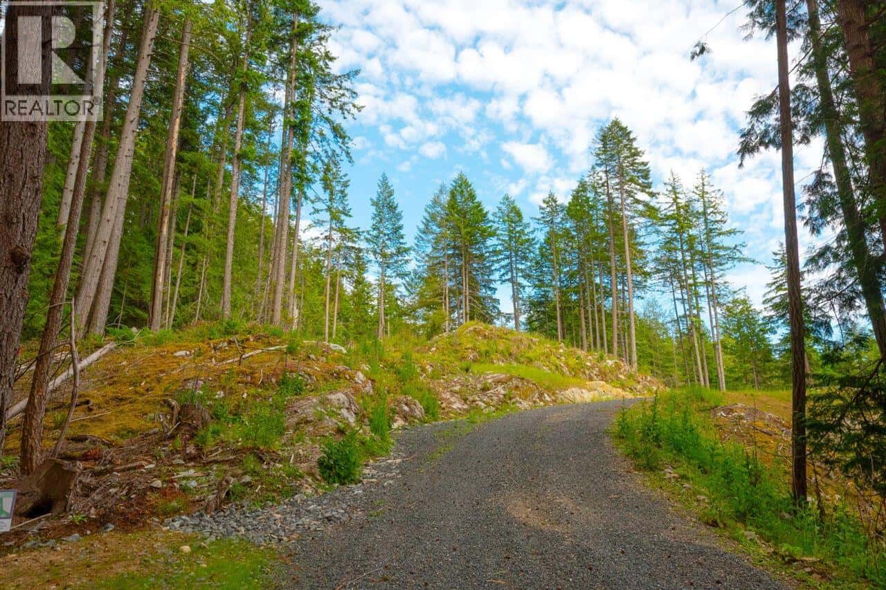 Lot 7 INNISFREE LANE — Bowen Island, British Columbia - Photo 5 of 18