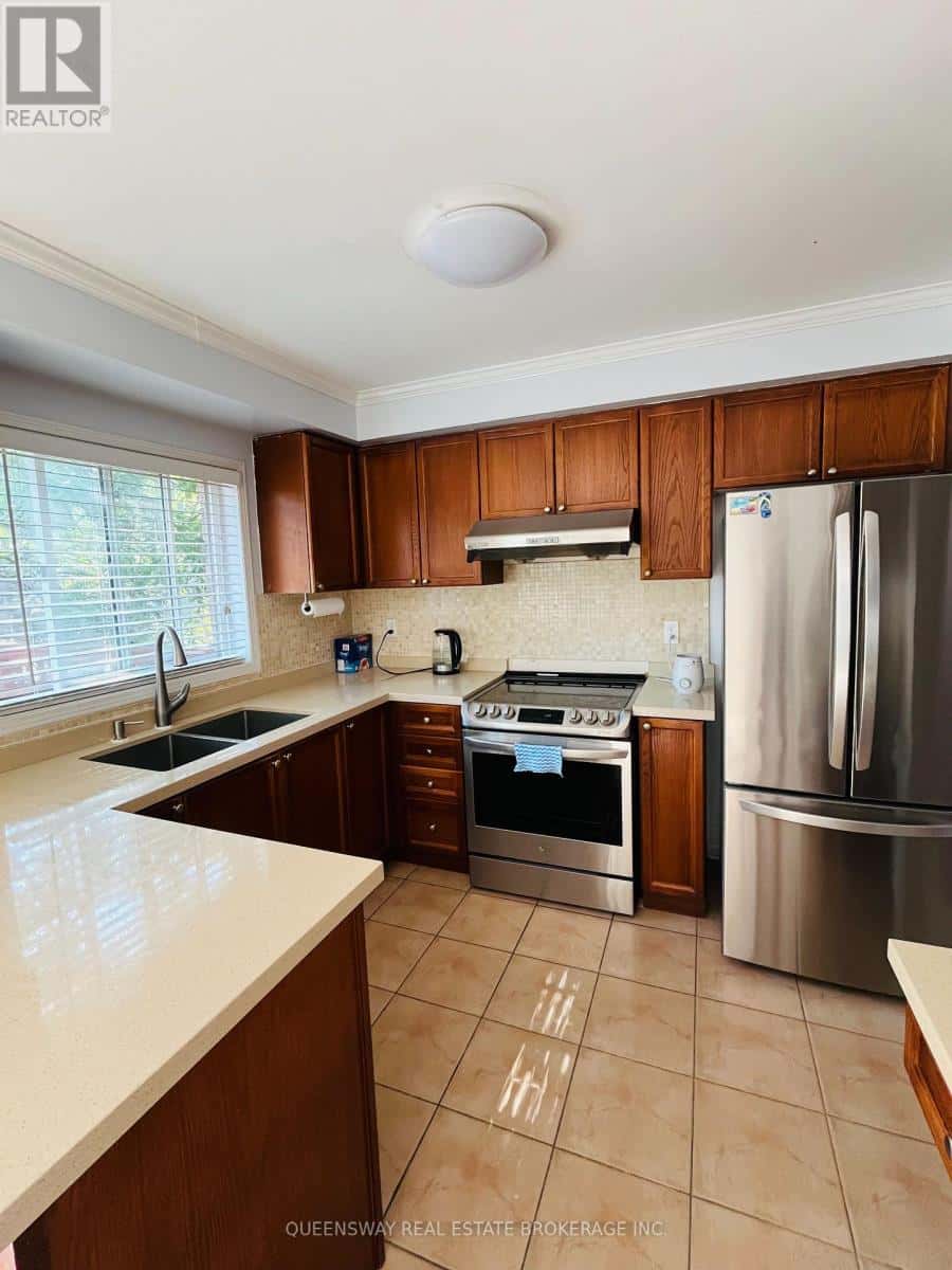 58 - 1480 BRITANNIA ROAD W — Mississauga (East Credit), Ontario - Photo 5 of 11