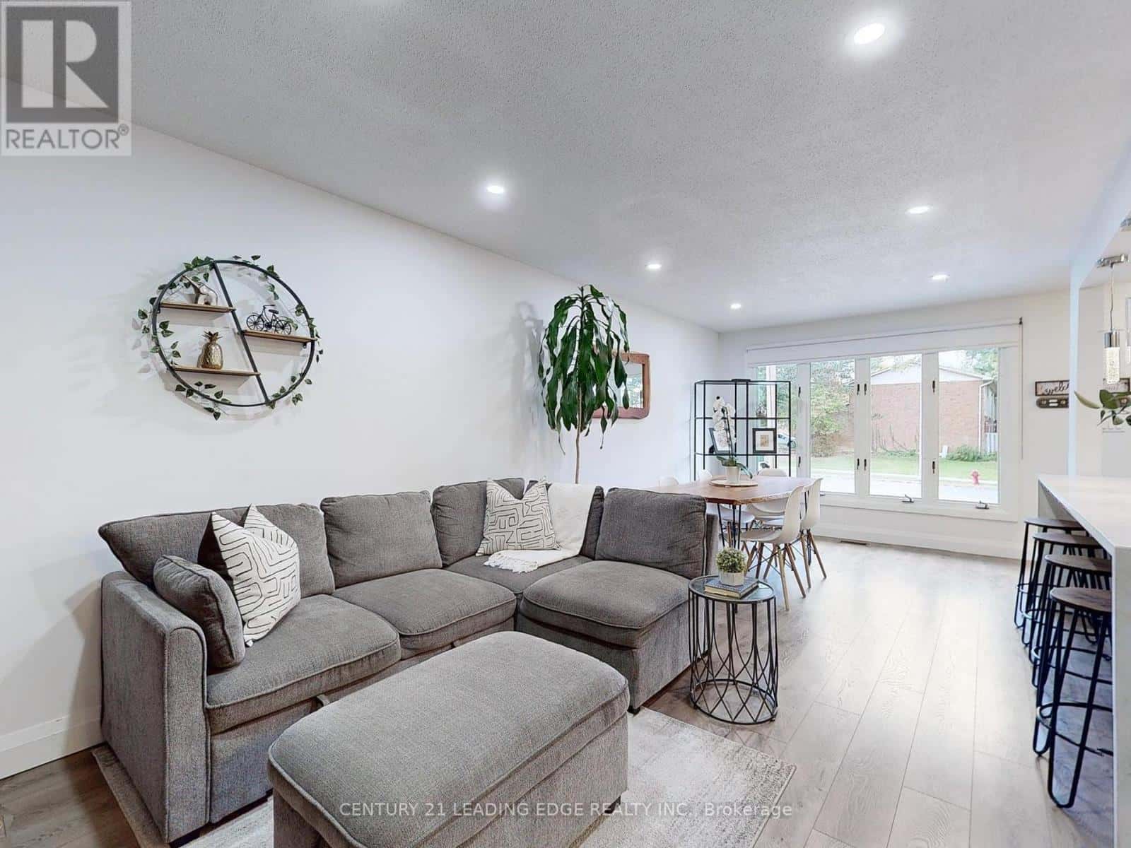 49 QUIGLEY ROAD — Hamilton (Vincent), Ontario - Photo 3 of 43