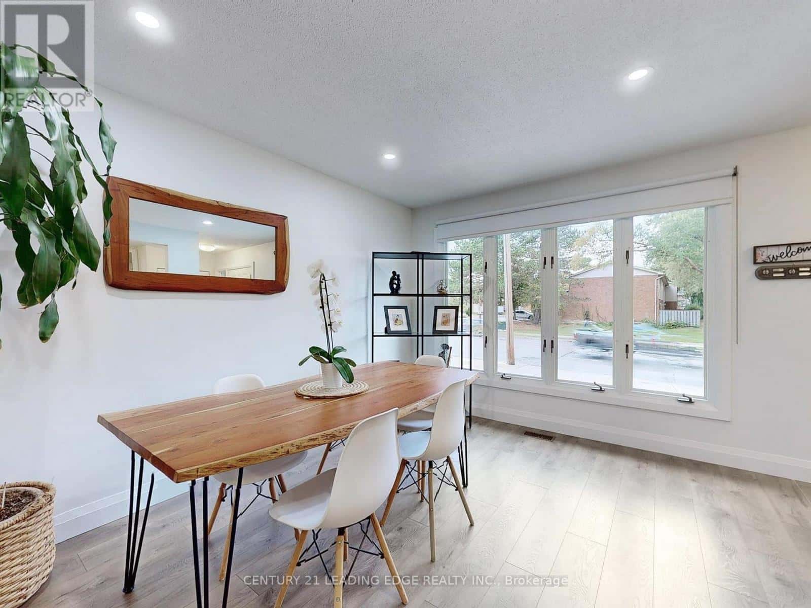 49 QUIGLEY ROAD — Hamilton (Vincent), Ontario - Photo 5 of 43