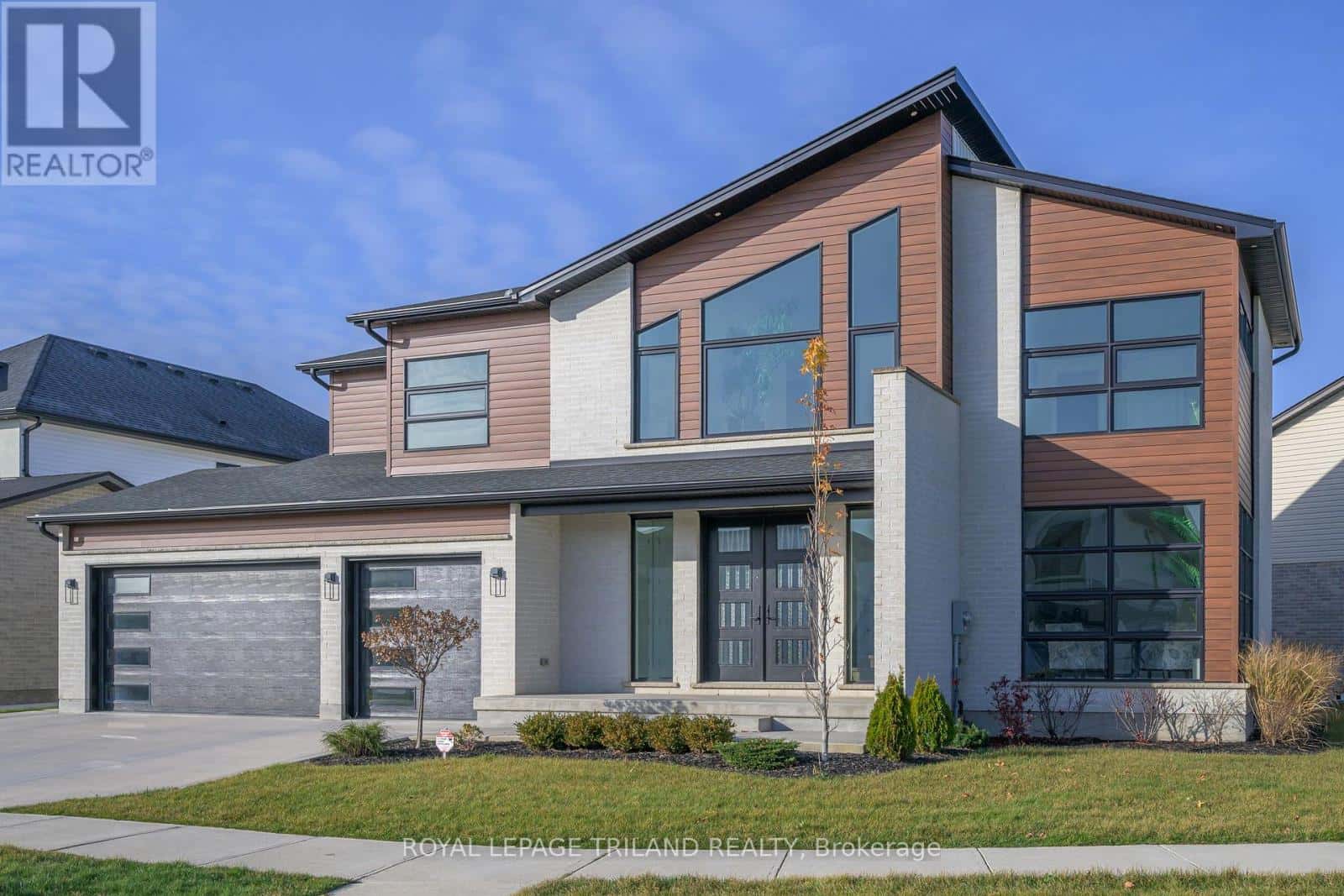 177 MIDDLETON AVENUE — London South (South W), Ontario - Photo 3 of 40