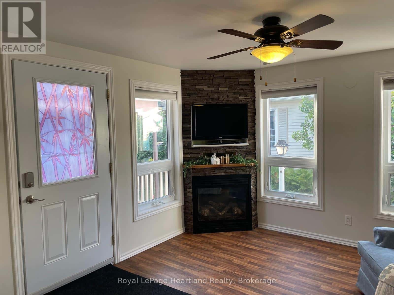 9 ALGONQUIN LANE — Ashfield-Colborne-Wawanosh (Colborne), Ontario - Photo 3 of 28