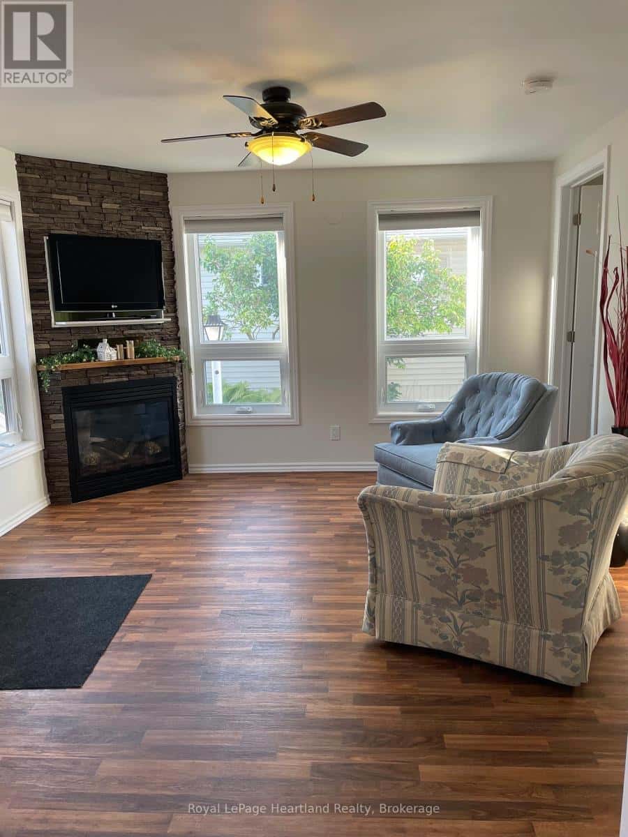 9 ALGONQUIN LANE — Ashfield-Colborne-Wawanosh (Colborne), Ontario - Photo 4 of 28