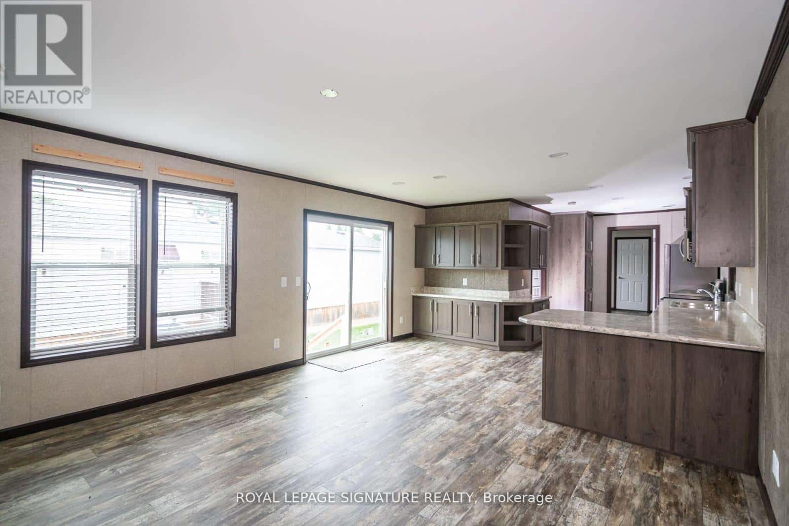 142 REGENCY DRIVE — Chatham-Kent (Chatham), Ontario - Photo 3 of 29