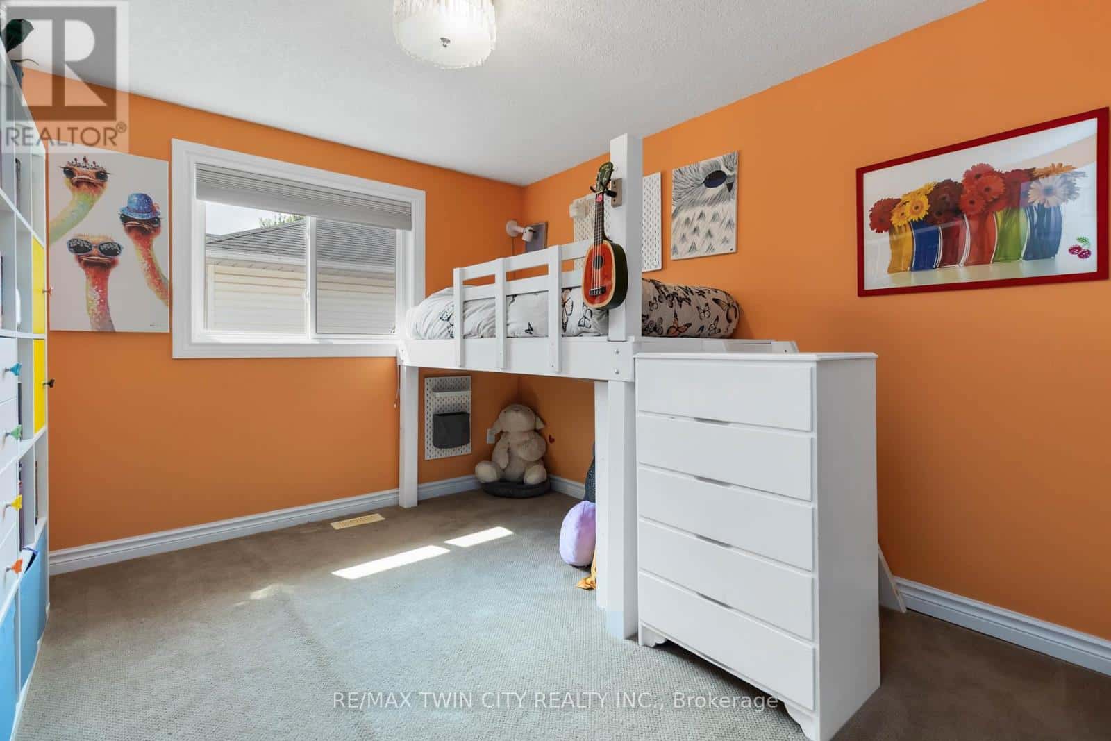 Guelph (Kortright Hills), Ontario — Guelph (Kortright Hills), Ontario - Photo 5 of 37