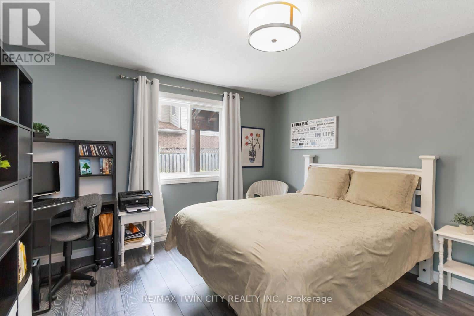 Home in Guelph (Kortright Hills)