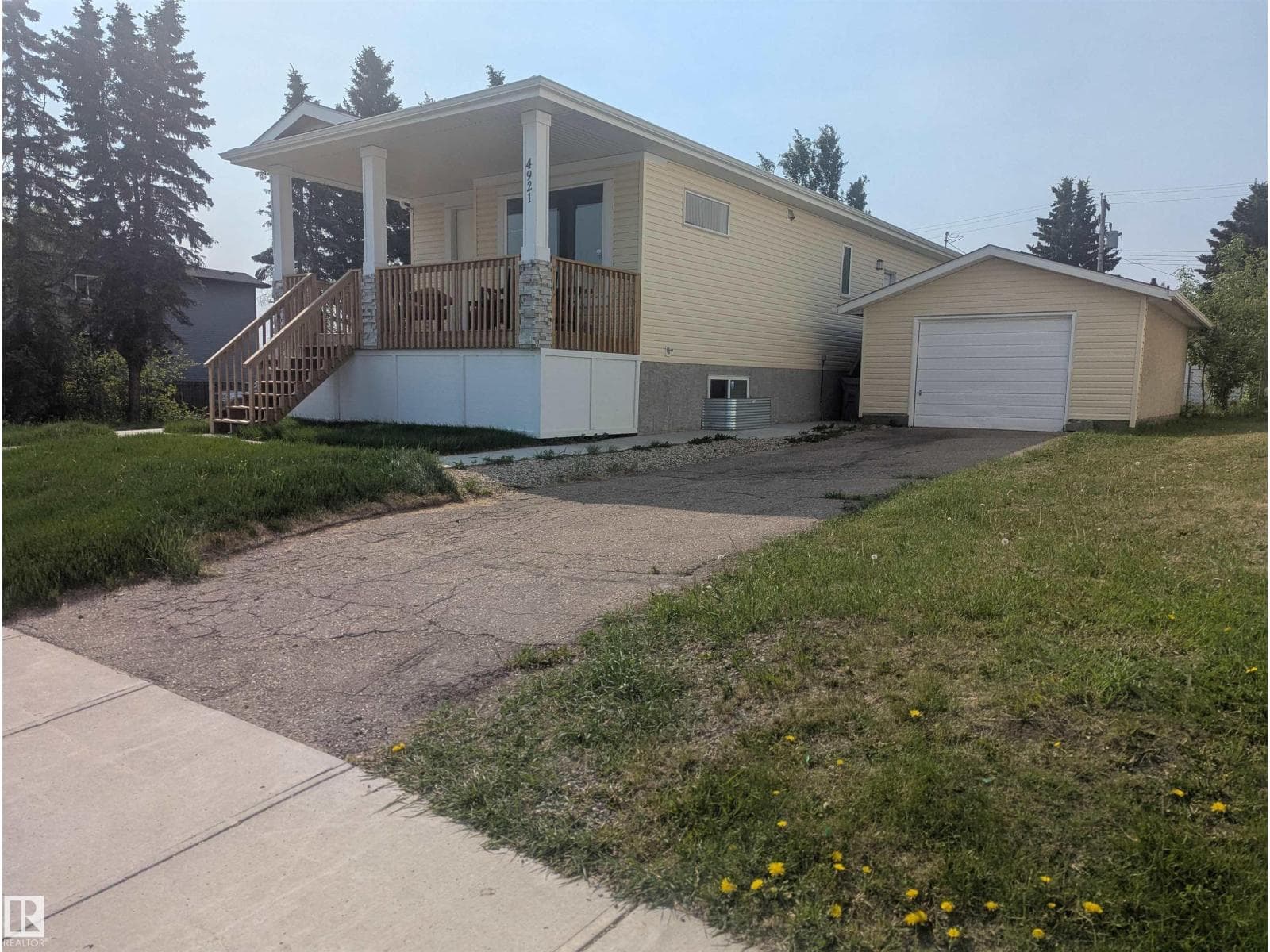 4921 50 AV - Main photo, Legal, Alberta